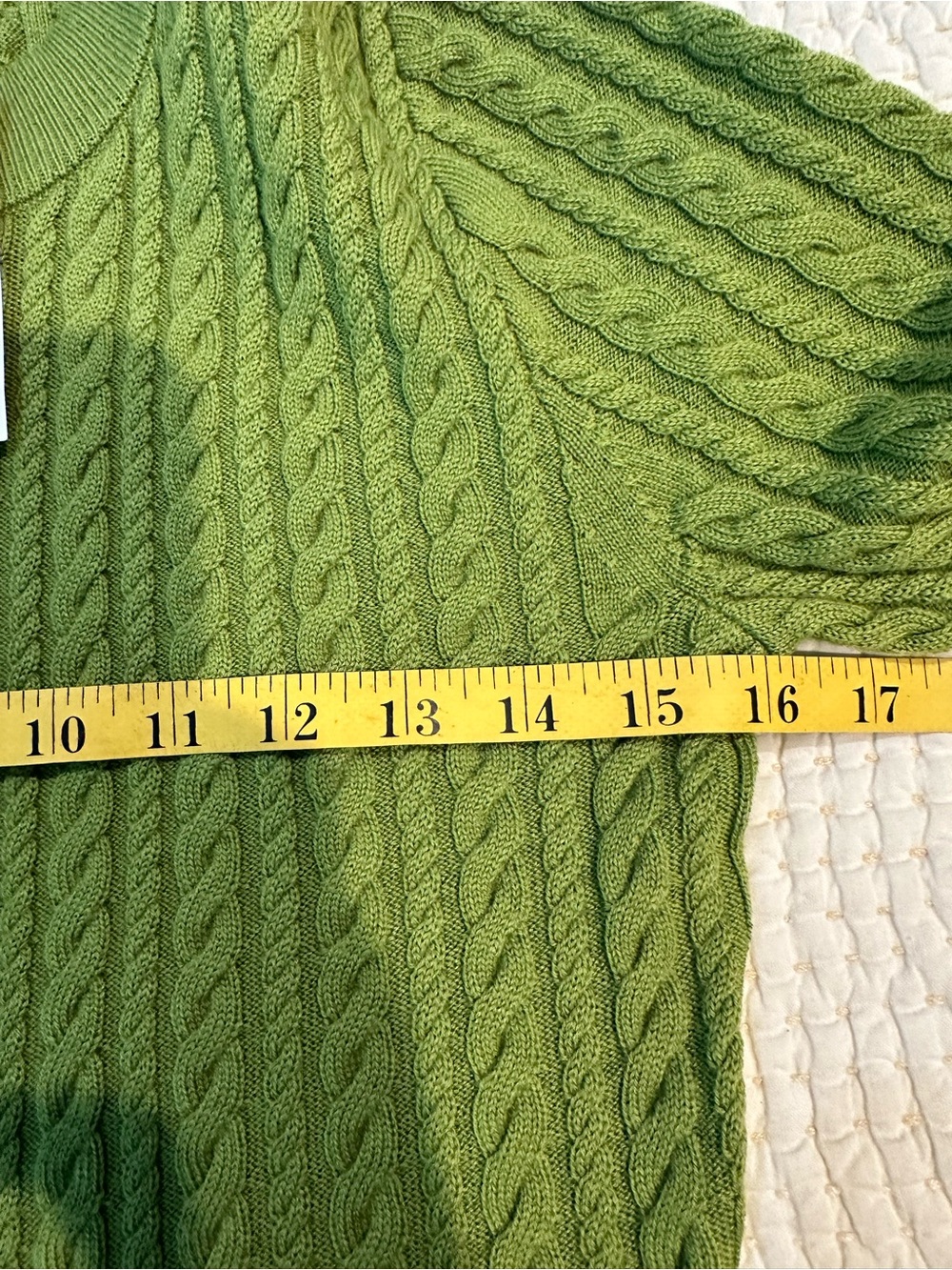 J-Crew Cable-knit crewneck cardigan in merino wool color August Peridot Size XS - Picture 7 of 8